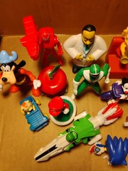 Fastfood Toys Great Mix Cat dog, Sonic, Power Rangers, Simpsons, Joker, Pooh Vtg