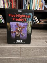 FNAF FOXY STATUE!!!
