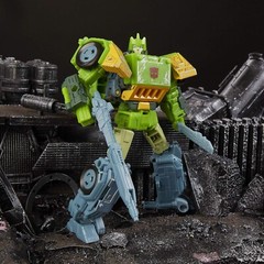 Transformers Voyager Class Autobot Springer Action Figure – Customizable Weapons