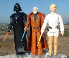 PICK TWO FLOAT LIGHTSABER LOT Yellow,Red,Blue,Vader,Luke,Ben Vintage Star Wars