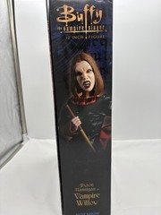Buffy the Vampire Slayer Vampire Willow 12″ Sideshow Collectibles Figure 2004