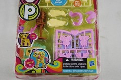 My Little Pony POP DESIGN & BUILD YOUR PONY SET-Fluttershy Cottage Decorator Kit