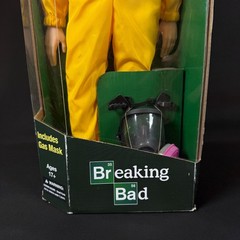 WALTER WHITE THE COOK BREAKING BAD 17″ TALKING ACTION FIGURE WONDERLAND 2015