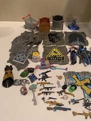 Fortnite Clock Tower Set Jazwares Exclusive Jumbo Loot Pinata llama Lot