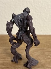 Final Faction Kharn 3.75” Action Figure Hive Class Drone Greenbrier Plastic Toy