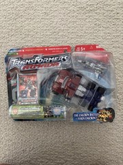 Transformers Armada Supercon Optimus Prime W/ Over-Run Mini-Con Robots 2002