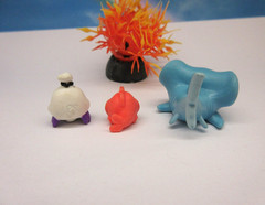 LITTLEST PET SHOP RARE #1-68 OTIS HEADHAMMER MINI SHARK, TEENSIE FISH & CRAB