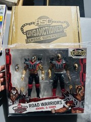 Ringside Collectibles Road Warriors Legion Of Doom Classic Superstars Grey