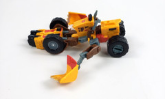 2004 TRANSFORMER SCOOP or BULLDOZER Hasbro Takara Yellow Black
