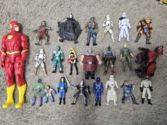 RANDOM ACTION FIGURE LOT STAR WARS GI JOE SCHLEICH AND PAPO KNIGHTS AND MORE