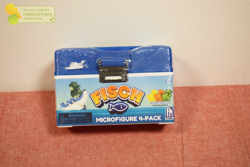 PhatMojo Fisch Collectible Action Figure Playset