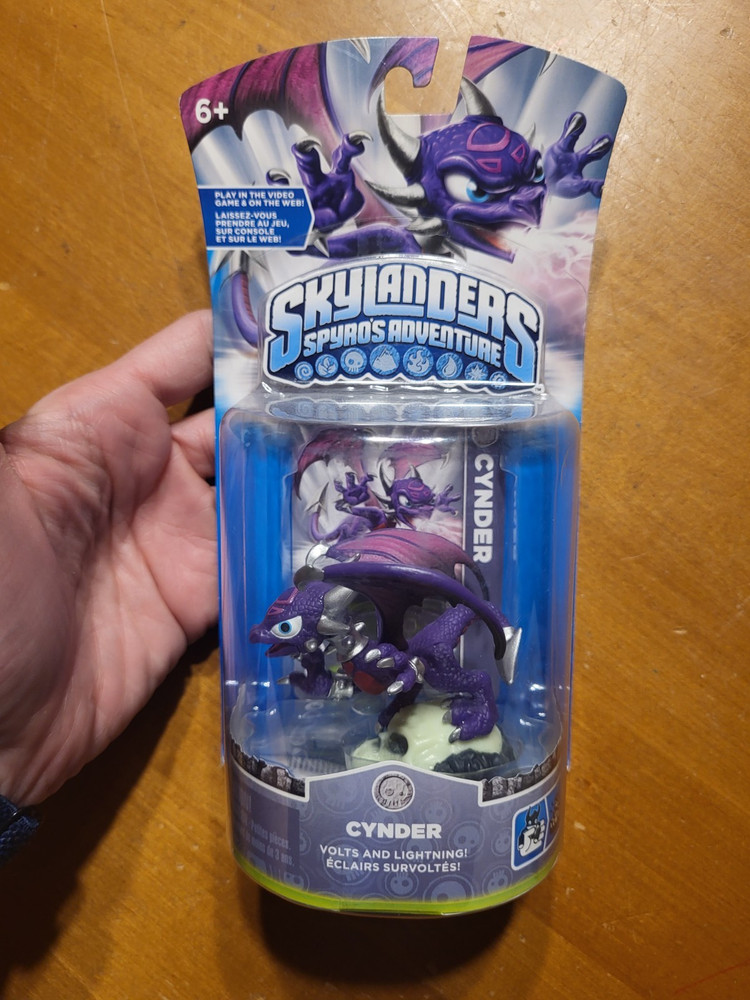 Activision Skylanders Spyro’s Adventure Cynder Green Base READ