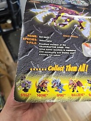 Vintage 1997 Extreme Dinosaurs Evil Haxx Rare Velociraptor sealed