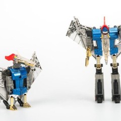 Limited edition.G1 replica Blue Flyaway model boxed toy