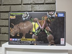 Transformers Masterpiece MP-59 Cybertron Defense Beast Wars Rhinox Takara TOMY