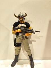 Kraken Studio Marvel Punisher Action Figure Collectible w/ Assault Rifle Handgun