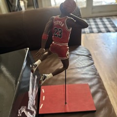 Upper Deck Pro Shots Michael Jordan 1988 Slam Dunk Champion 2009 Action Figure