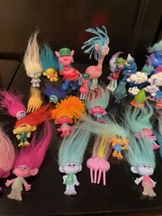 Hasbro DREAMWORKS Trolls Movie Band Collectible Dolls Assorted Lot Of 50
