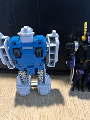 Transformers G1 1983 Shrapnel & 1985 Twin Twist