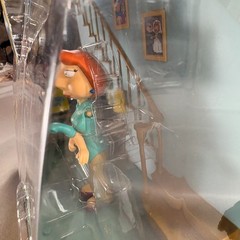 New/Sealed Family Guy Griffin Living Room 2011 Playmates Set w Lois Figure peter