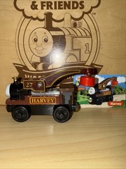 HARVEY ! THOMAS FRIENDS TRAIN WOODEN ! 2002 W/ CARD ! TOW TRUCK