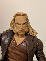 Marvel X-Men The Movie Tyler Mane as Sabretooth Figure Brown Coat ToyBiz 2000
