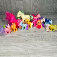 Vintage and new My little pony and horse lot figurine toys rainbow dash & more