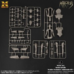 Metropolis Maschinenmensch Maria 1:8 Scale Model Kit Figure X-PLUS Silver Screen