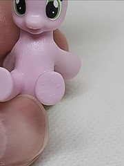 My Little Pony China 1.25″ Figure C-029A Green/Purple Hasbro 2014