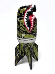 Jason Freeney SKULL BOMB PLUS Tiger Camo 10″ Polystone Sculpture – Mighty Jaxx