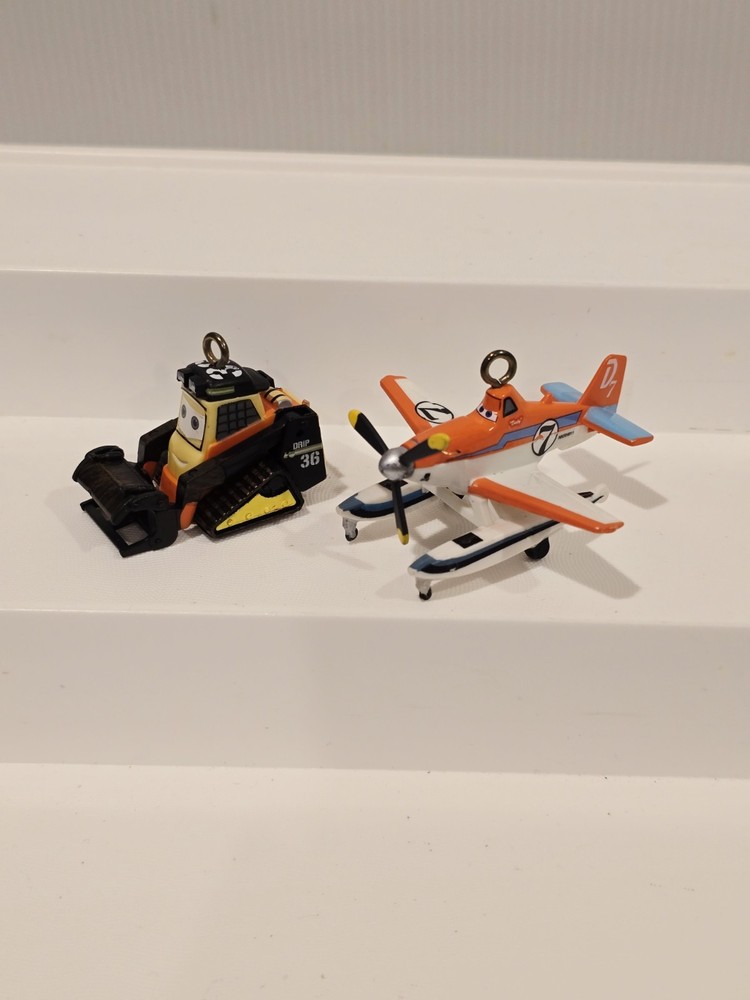 Disney Pixar Planes Fire And Rescue Ornament Set