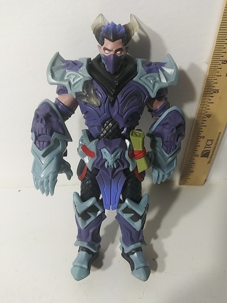 Lightseekers Awakening Tomy Noxin Blue Purple 7.5″ Figure Hero