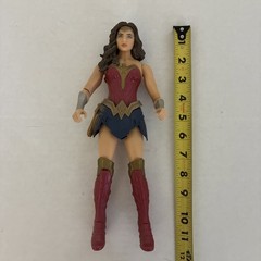DC Comics Wonder Woman Action Figure Red Gold Blue DC Universe Comic Book Heroes