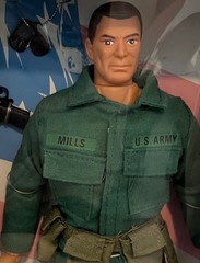 Soldiers of the World U.S. Serviceman Memorial Vietnam War Army 12″ Figure