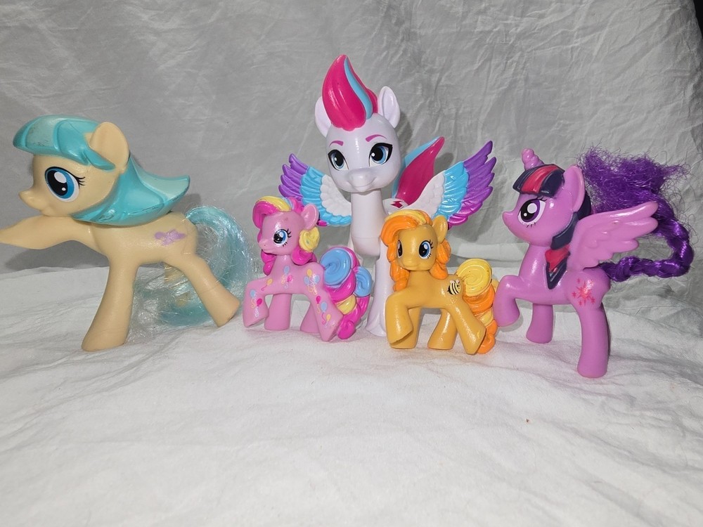 Hasbro My Little Pony Random Pony Set of 5.