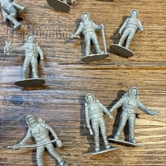 2″ Astronaut Plastic Action Figures Lot Of 30 Plus Pieces Vintage