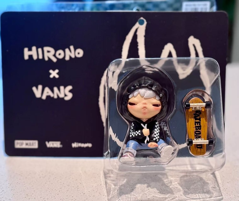 Authentic HIRONO × VANS LIMITED EDITION Figures Toys Designer Hot Toy Gift