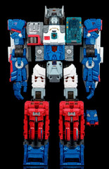 Fortress Maximus Titan Class SDCC Exclusive | Transformers Generations Titans R