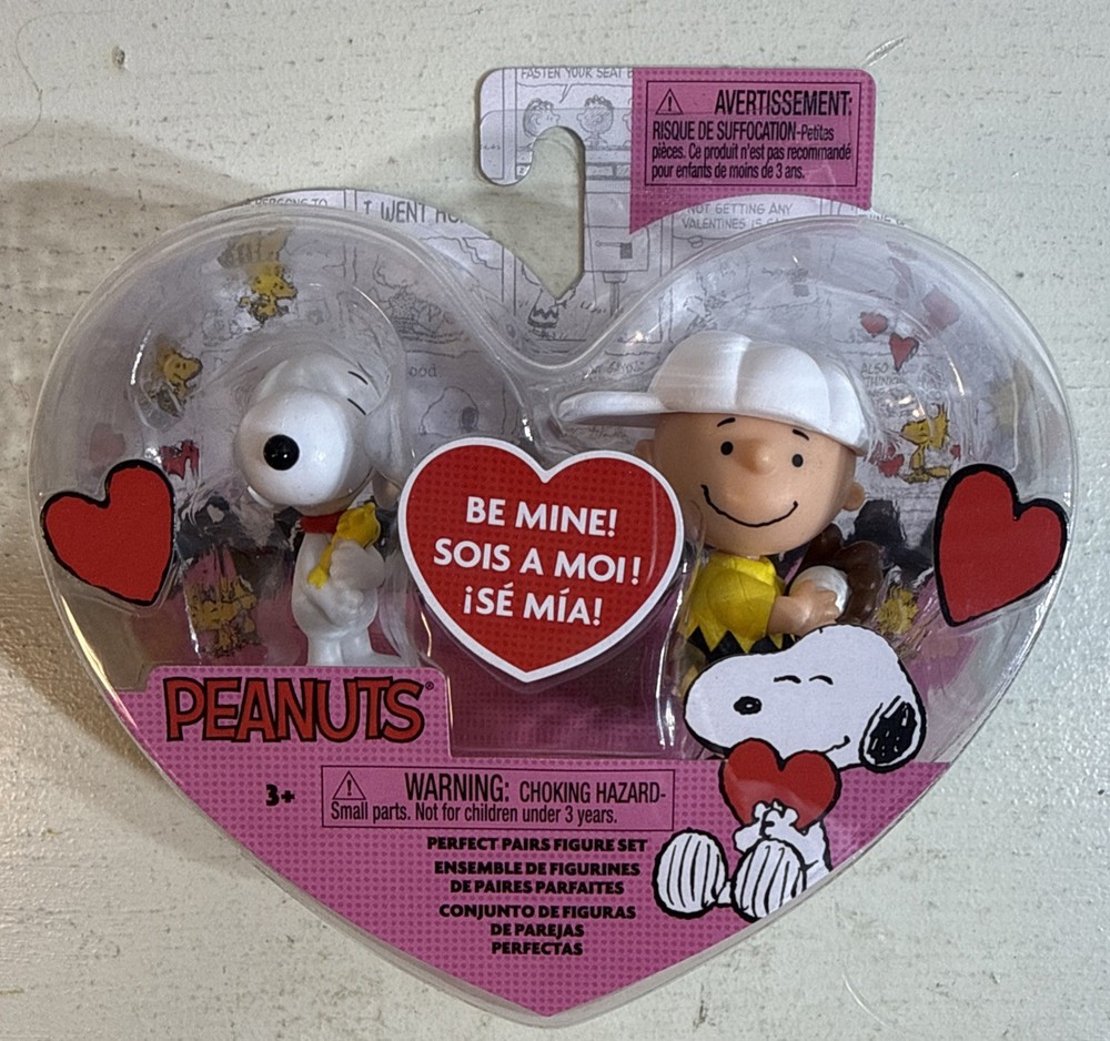 Peanuts Charlie Brown & Snoopy W/Woodstock “Be Mine” Valentines 2” Figures NEW