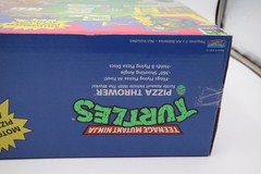 Teenage Mutant Ninja Turtles Pizza Thrower Motorized Pizza-Fire Action NEW