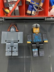 Roblox Carrying Case + 20 Figures (approx 2018)
