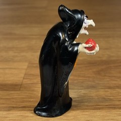 Snow White Evil Witch With Apples 2.5″ Mini Figure PVC Figurine 1993 Disney
