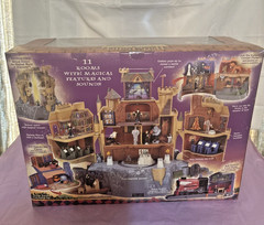 Harry Potter Hogwarts School Deluxe Electronic Playset Mattel 2001 NIB