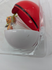 Pokemon Chespin 2″ Figure + Poke Ball Clip’N’Go Battle Ready
