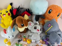 Lot Of Pokemon Plush Toys & Figures Togekiss Banette Eiscue Ice Face Charmander