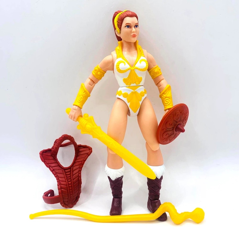 Origins Teela Gold Variant Complete Figure Masters of the Universe MOTU Zoar
