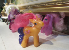 Hasbro My Little Pony Lot of Six (6) Ponies with Molded Tails Brushable Manes