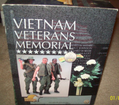 New In Box 2000 21st Century Toys Ultimate Soldier Vietnam Veterans Figure Set