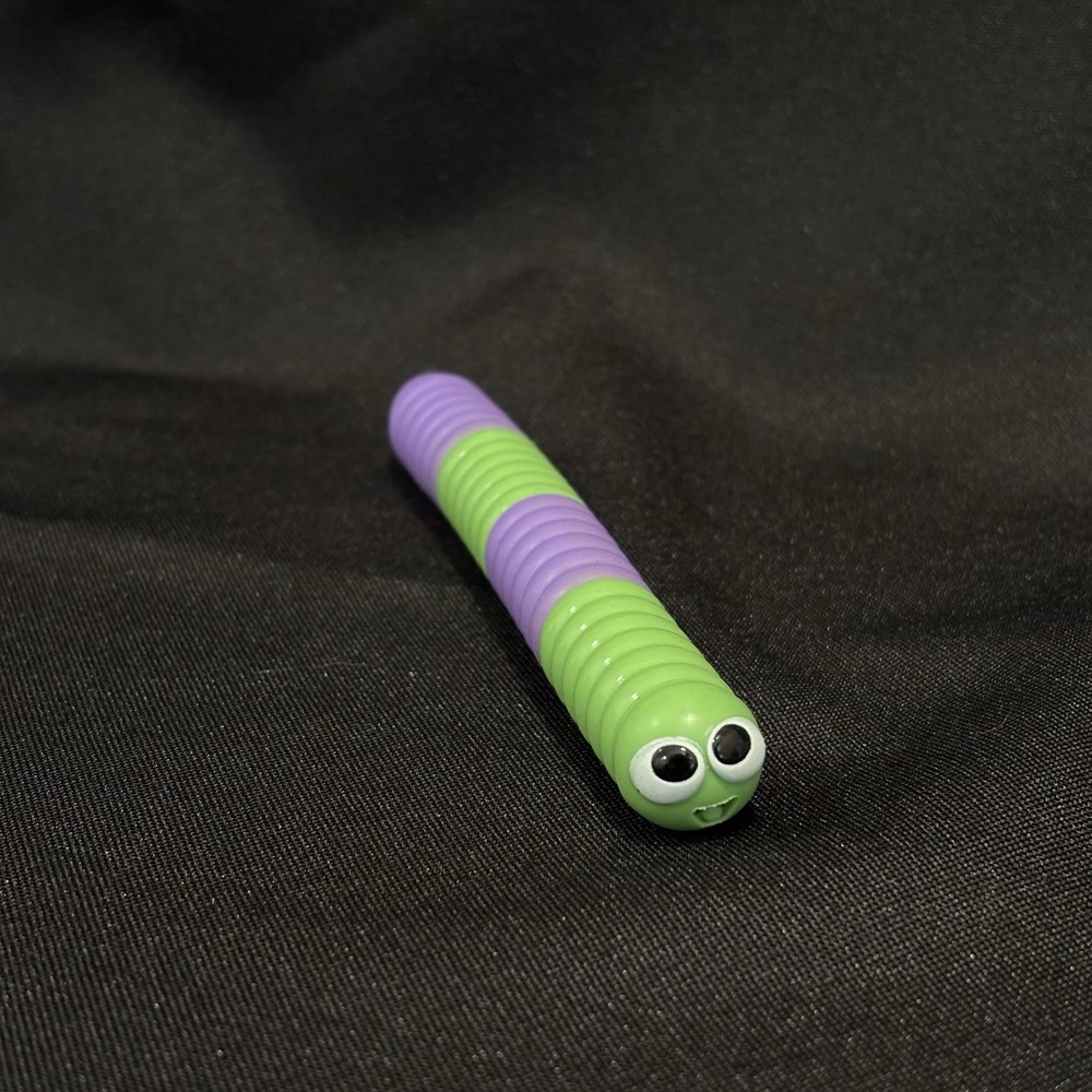 SLITHER.IO Slither io Snake Worm Game Plastic Toy Green Purple Bonkers 2016