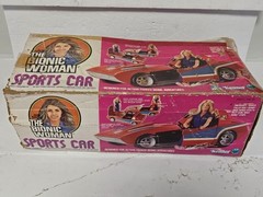 Vintage 1977 Bionic Woman & Original 70’s Sports Car Kenner Toy TV Show W Box !